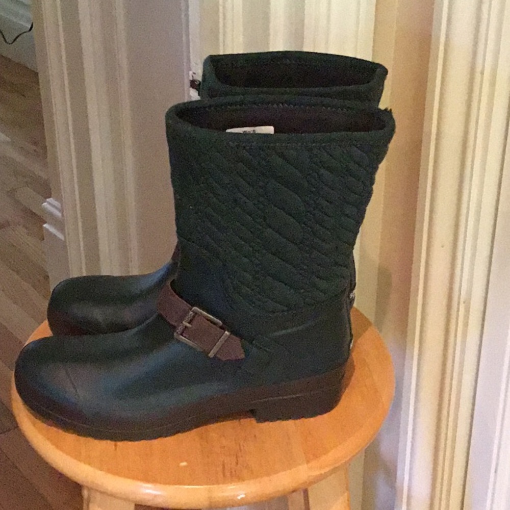 Sperry boots Quilted Mid-Calf Rain Boots with Buckle Detail - Dark Green